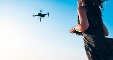 Formación oficial en pilotaje de drones. Inversión con nuevas perspectivas laborales. 