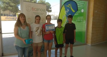 Entregamos el premio del concurso STEM de TICAnoia